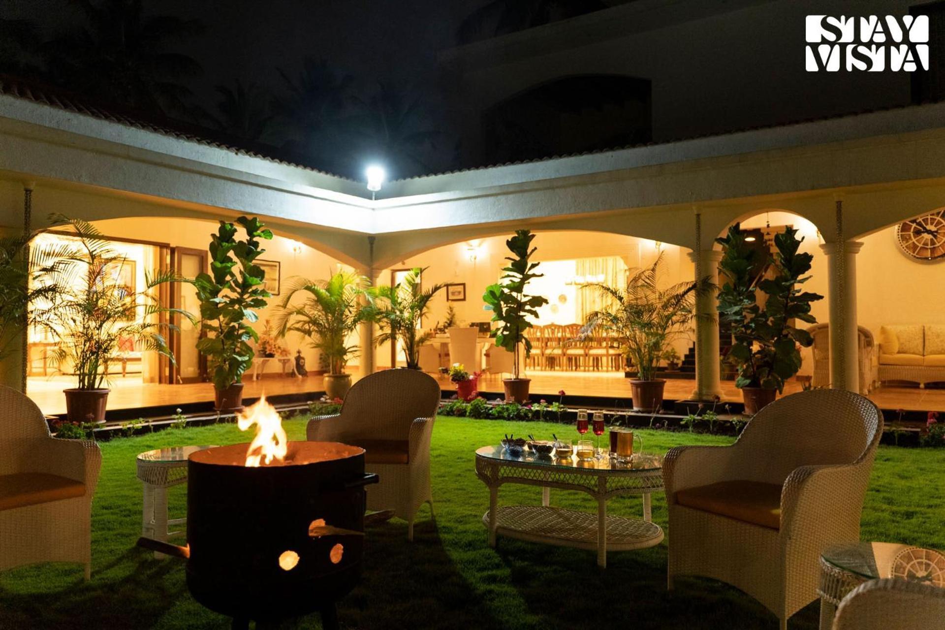 Stayvista At Silver Oak Farm - Breakfast Included Bangalore Exterior foto
